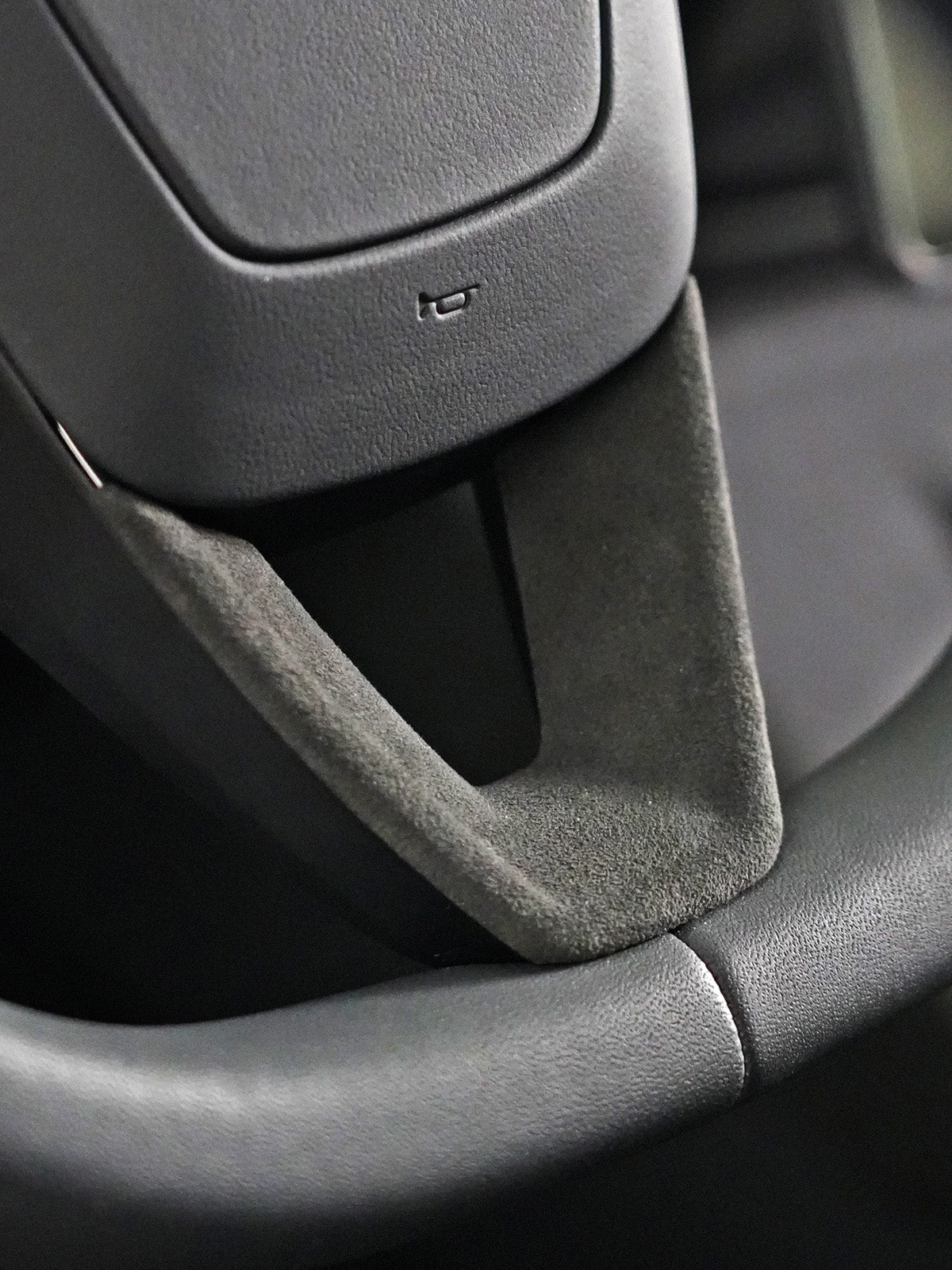 Alcantara Rear Air Outlet Cover Sticker for Tesla Model Y Juniper 2025