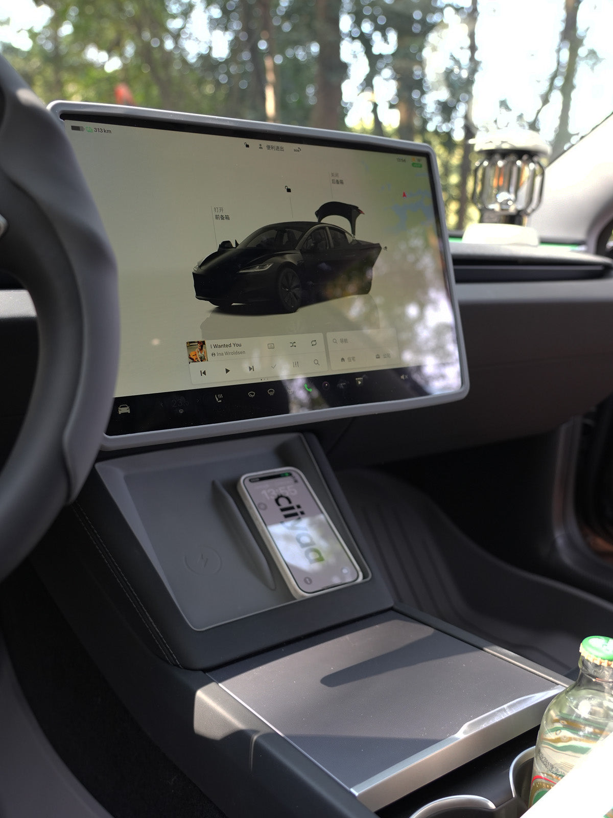 Soft Center Console Wireless Charging Mat for Tesla Model 3 Highland 2025 2024