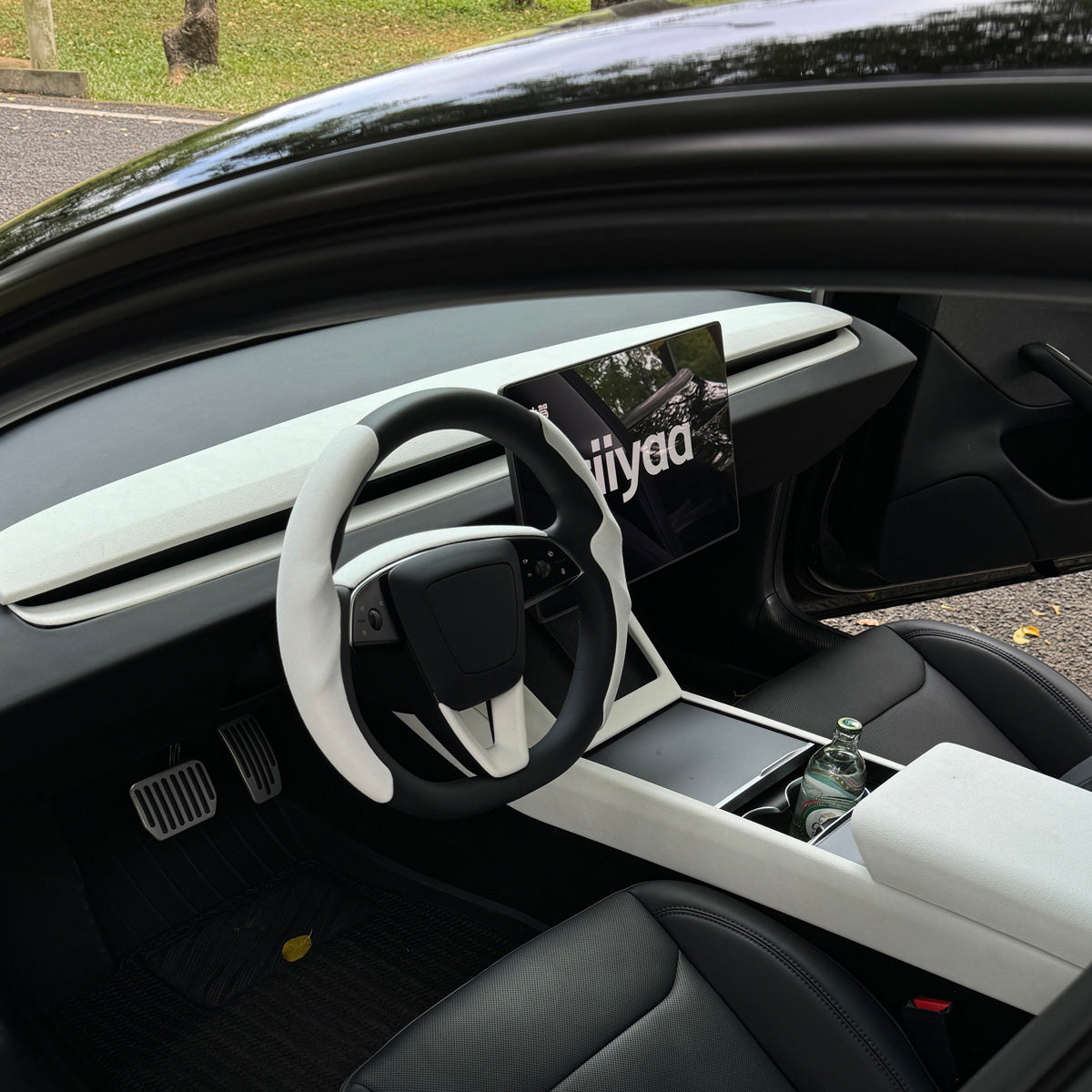 PureDeco Steering Wheel Upper Trim for Tesla Model 3 Highland 2025 2024